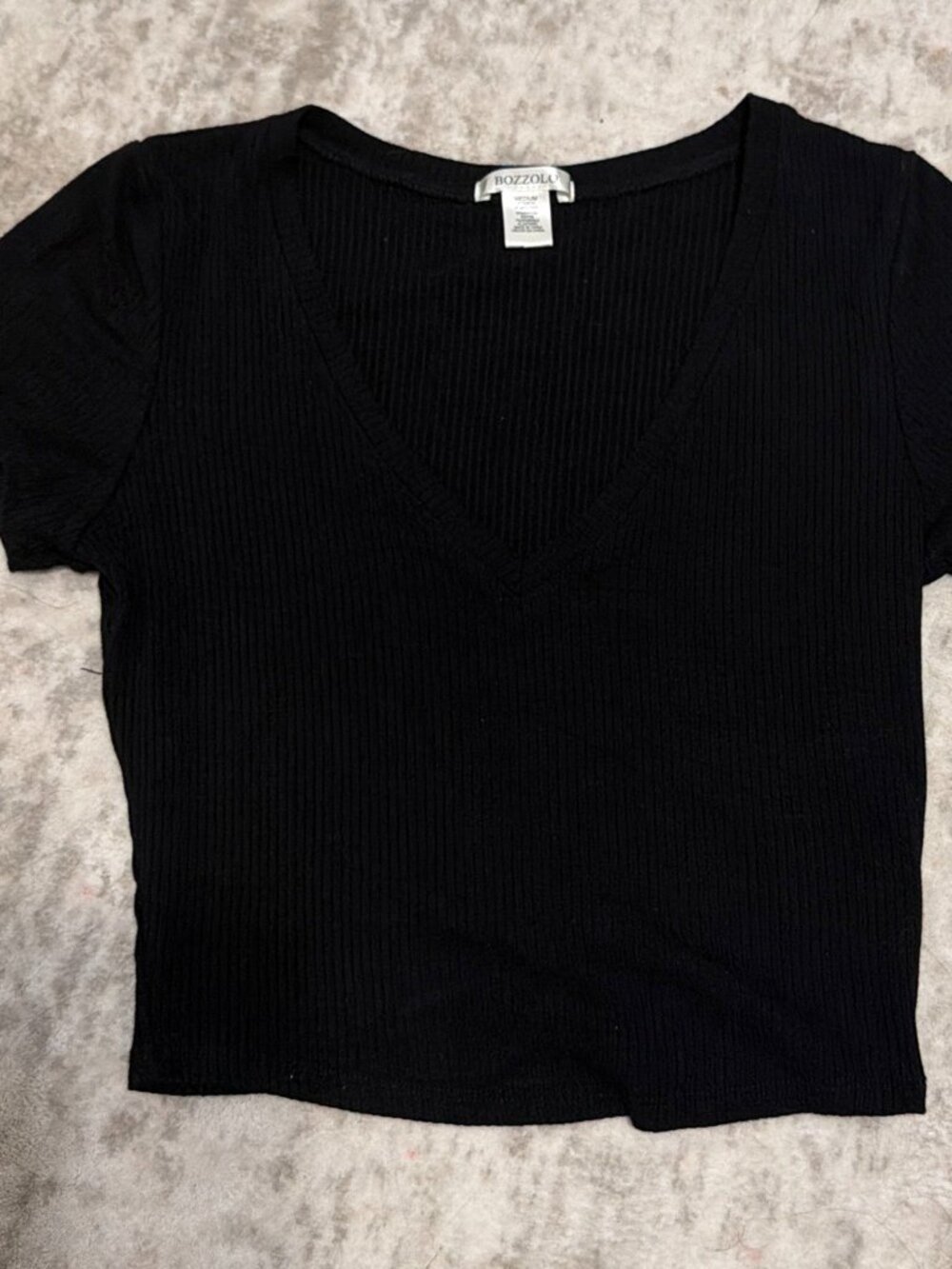 Black V-neck crop top